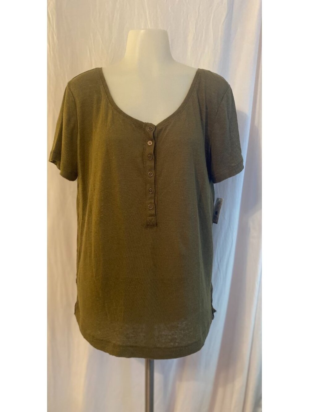 Mudd NWT Olive Green Short Sleeve Linen Blend Henley Size Large